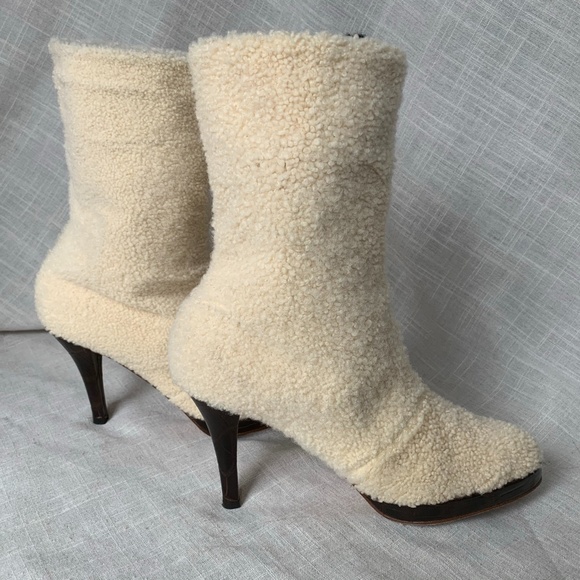 Titti dell'Acqua lamb and alligator booties - Picture 7 of 9